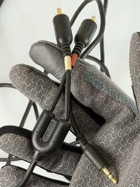 Belkin 3.5mm to 2-RCA Stereo Audio Y-Adapter Cable Gold Plated